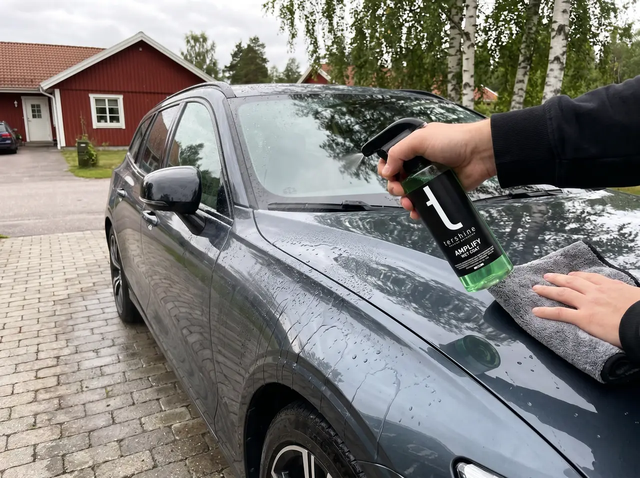 Bildmontage av tershine Amplify